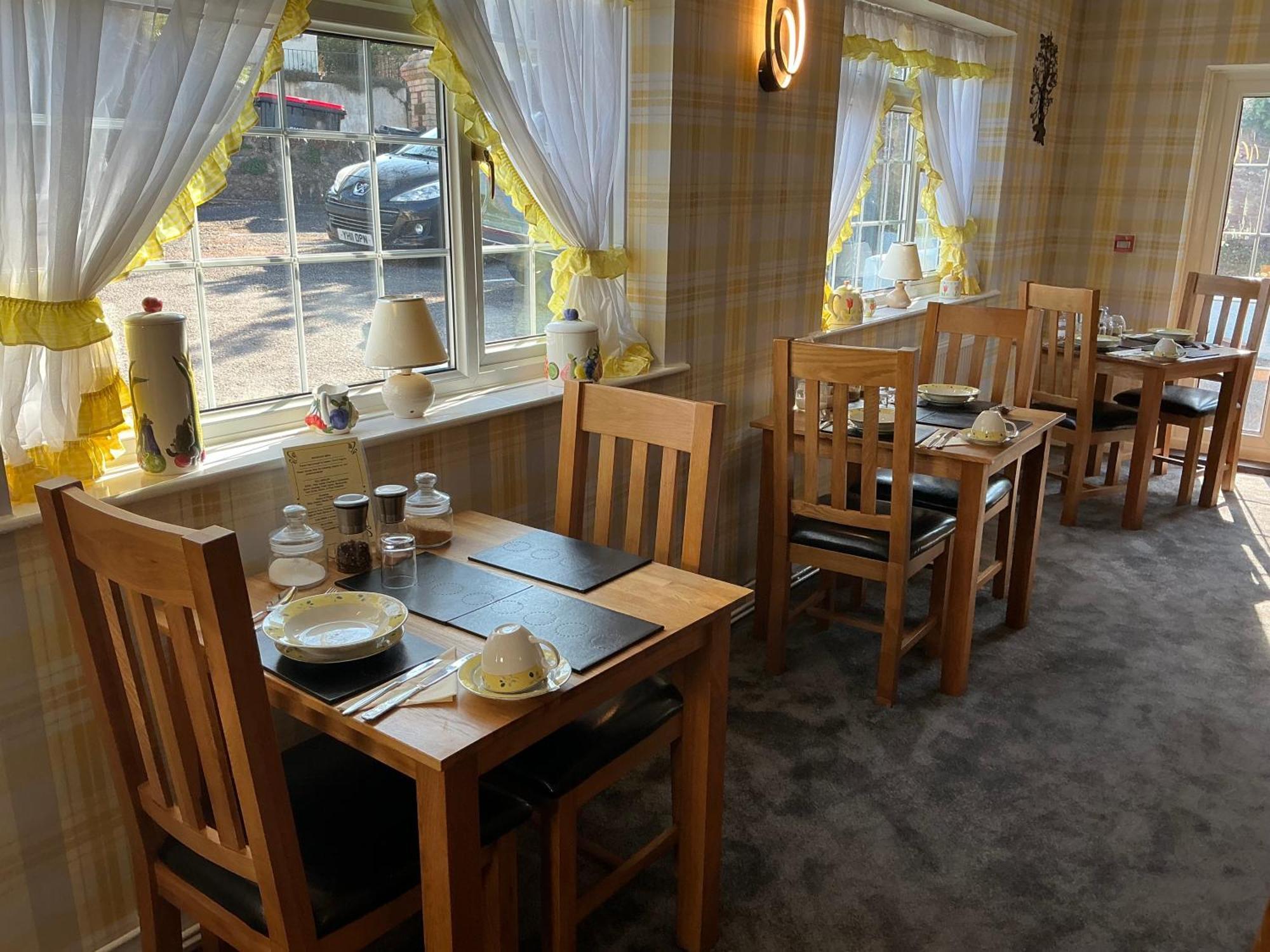 The Glenwood Hotel Торки Екстериор снимка